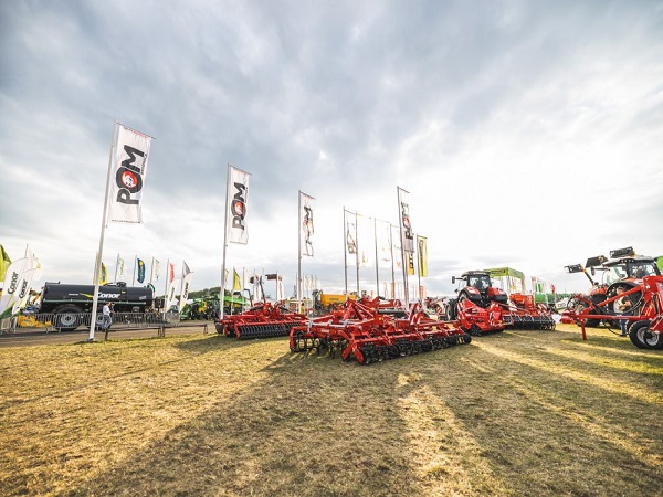 Traktorit ja maatalouskoneet