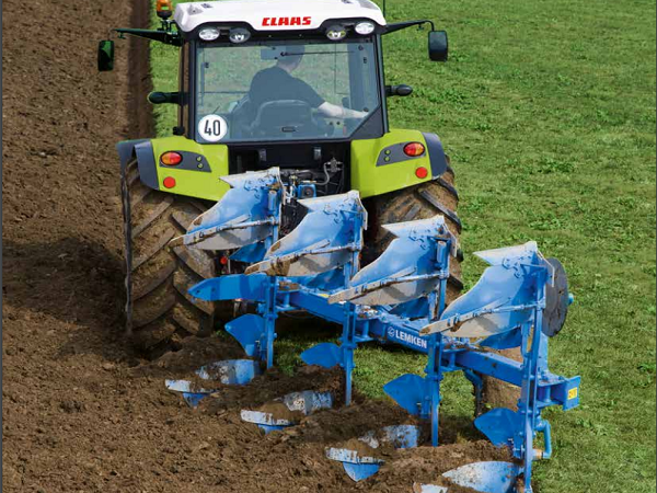 Traktorit ja maatalouskoneet