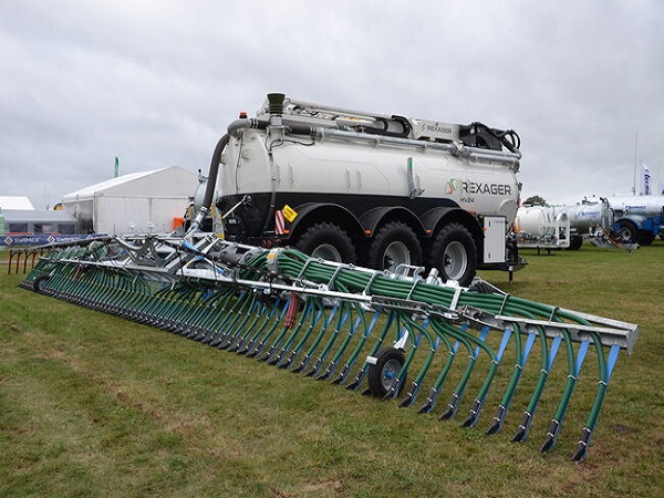 Traktorit ja maatalouskoneet